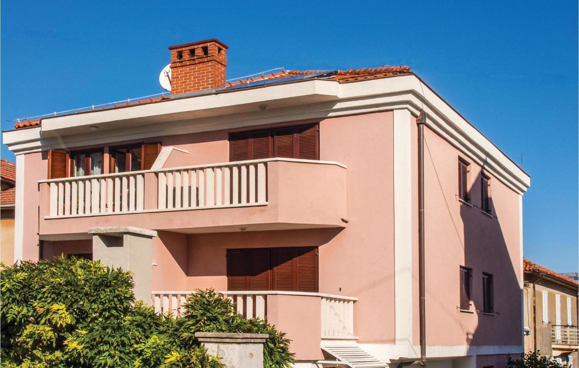 Lovely Apartment In Split With Wifi Esterno foto