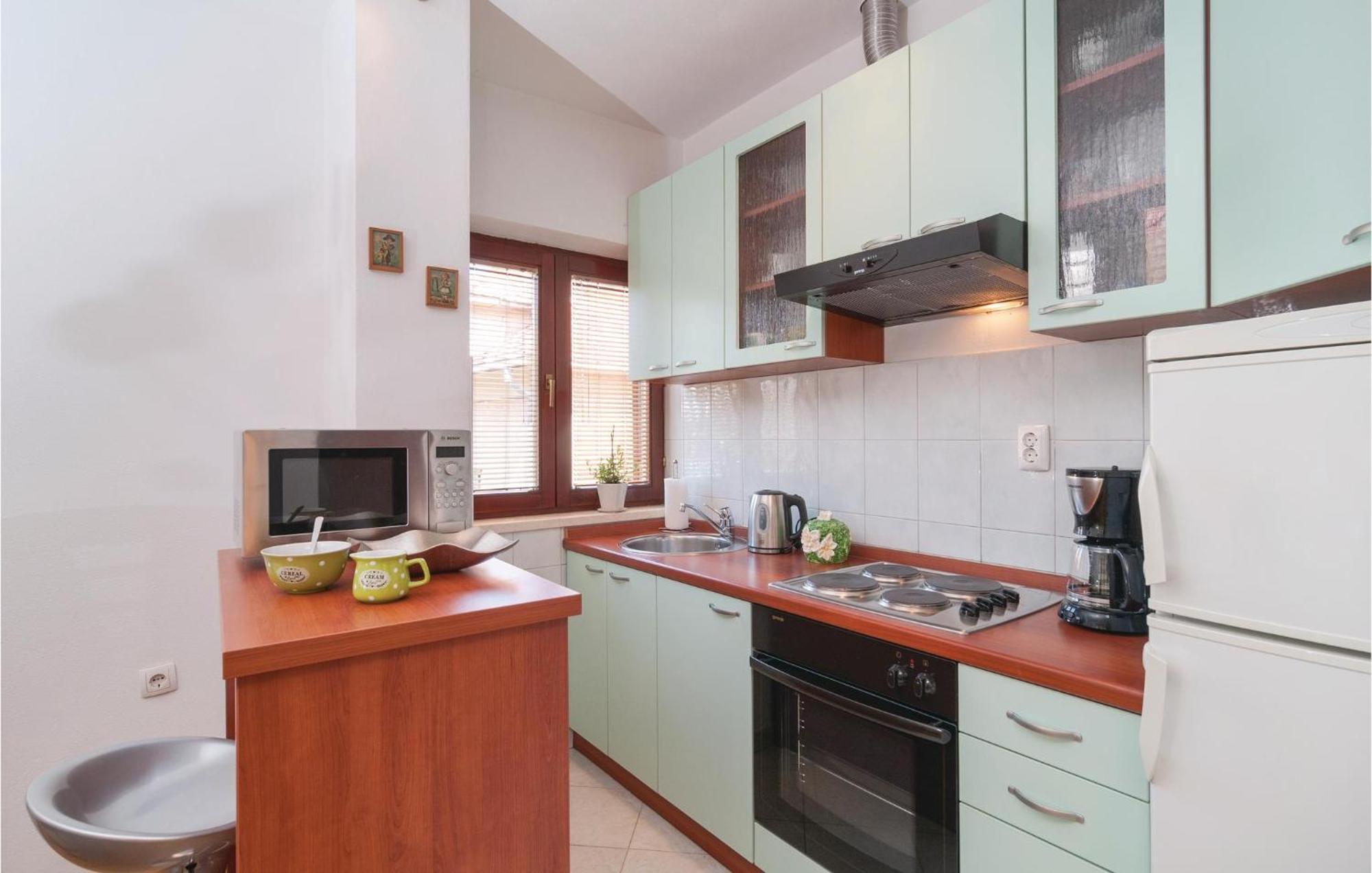 Lovely Apartment In Split With Wifi Esterno foto