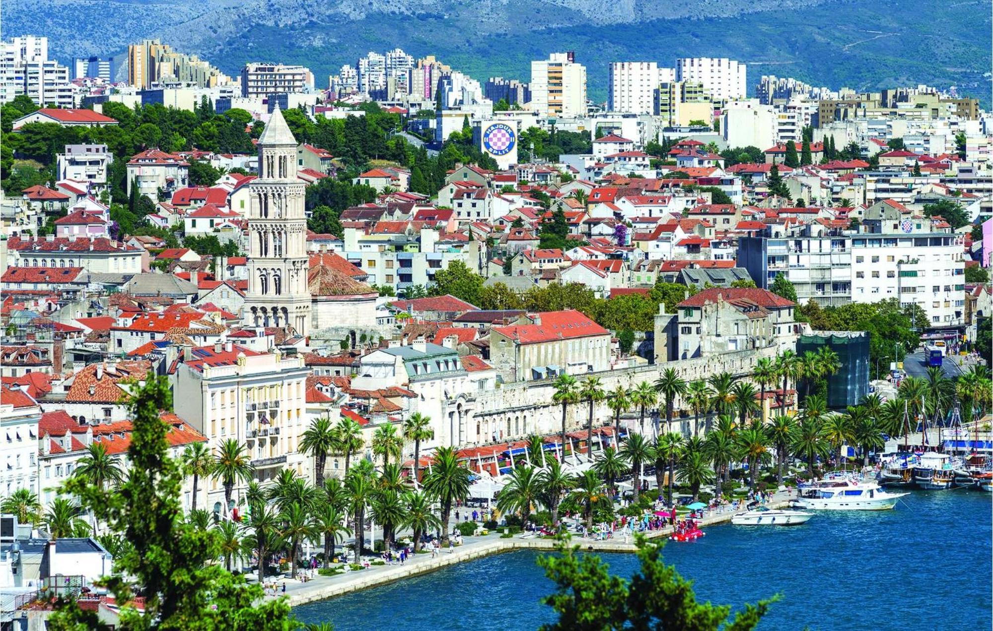 Lovely Apartment In Split With Wifi Esterno foto